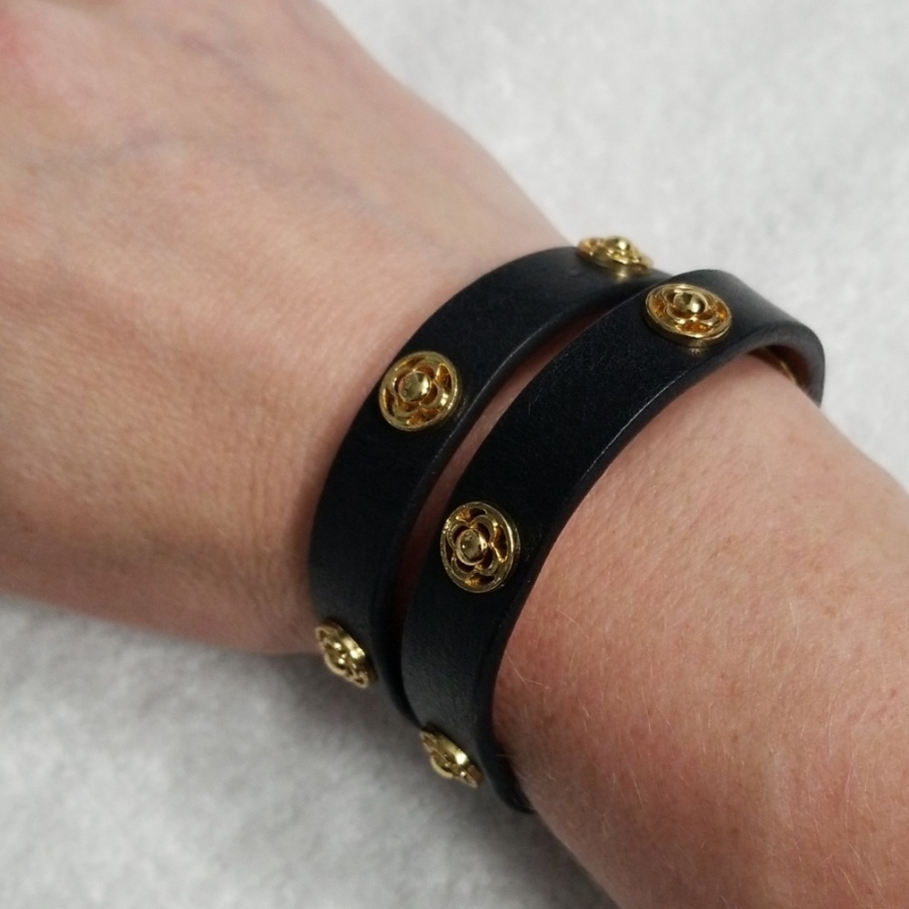 Stella & Dot clover double wrap black & gold